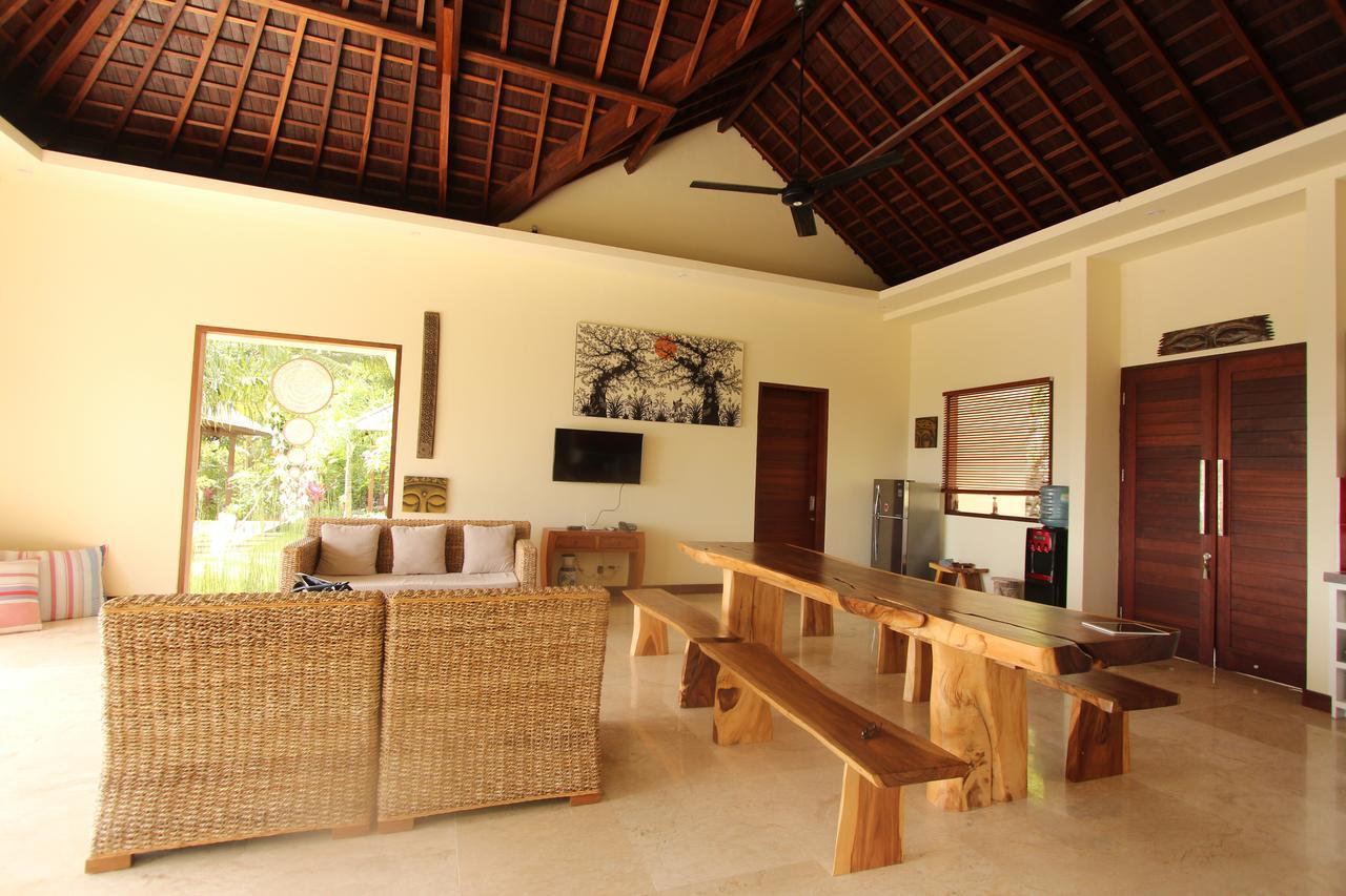Villa Marley Senggigi Exteriör bild