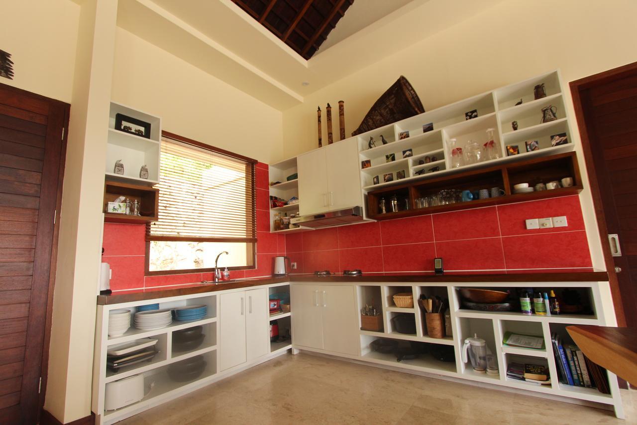 Villa Marley Senggigi Exteriör bild