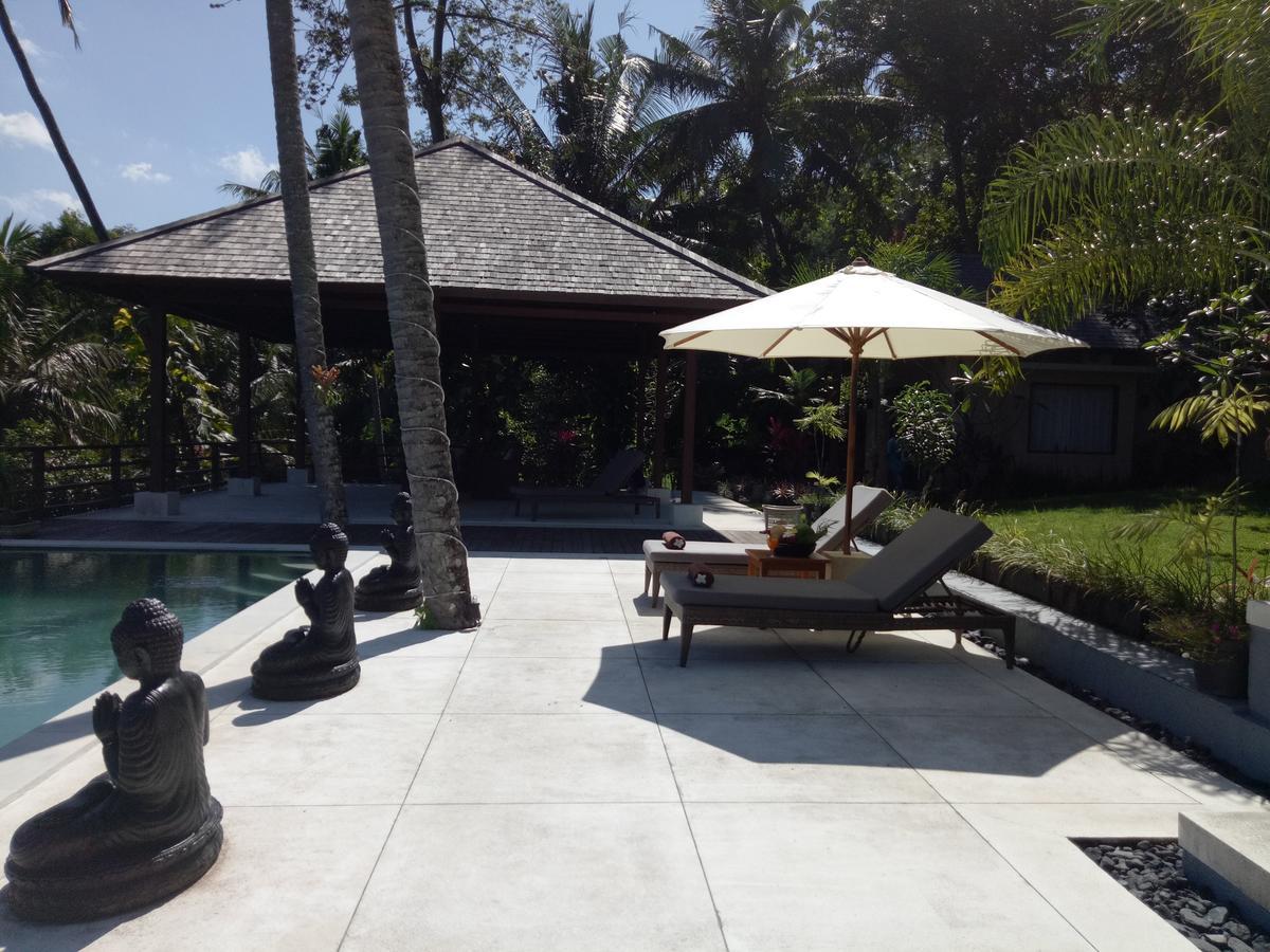 Villa Marley Senggigi Exteriör bild