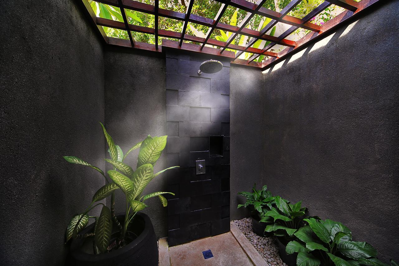 Villa Marley Senggigi Exteriör bild