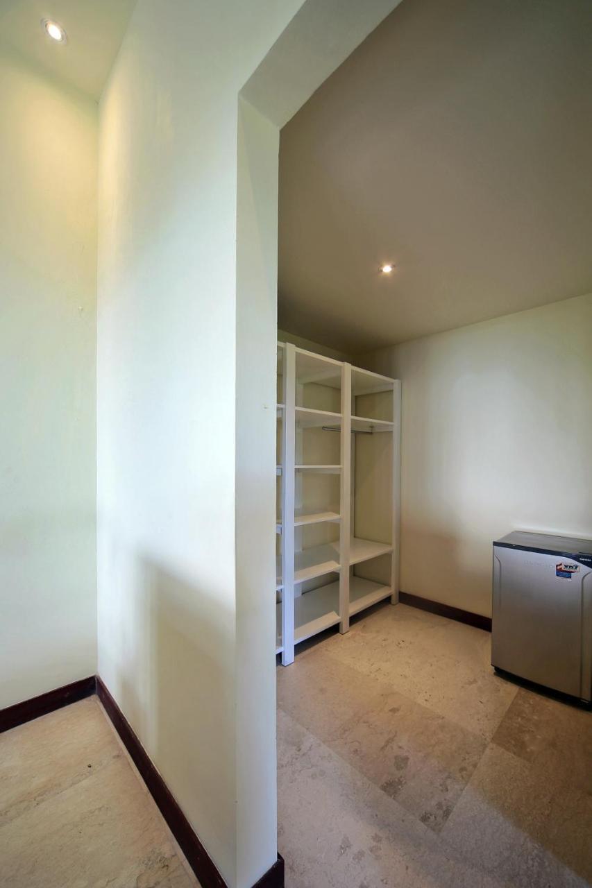 Villa Marley Senggigi Exteriör bild